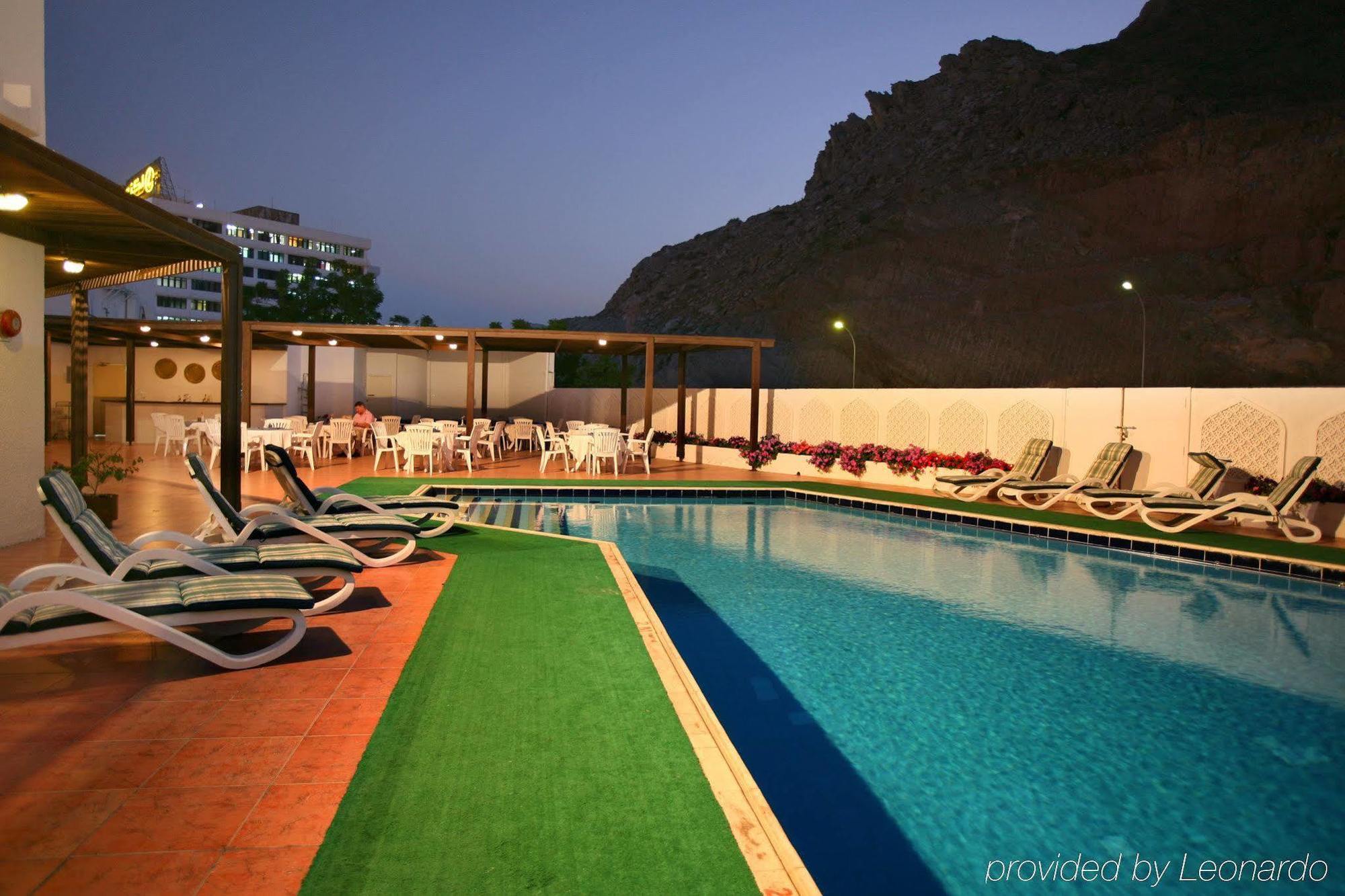 Tulip Inn Downtown Muscat Eksteriør billede