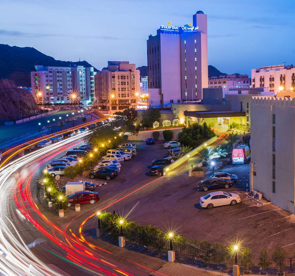 Tulip Inn Downtown Muscat Eksteriør billede