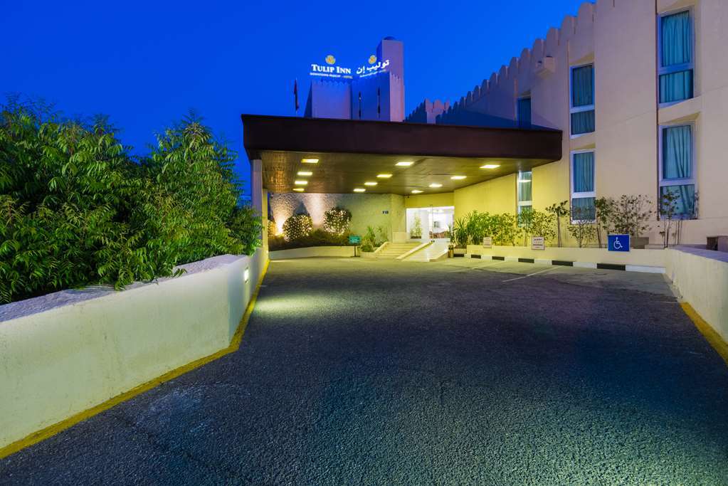Tulip Inn Downtown Muscat Eksteriør billede