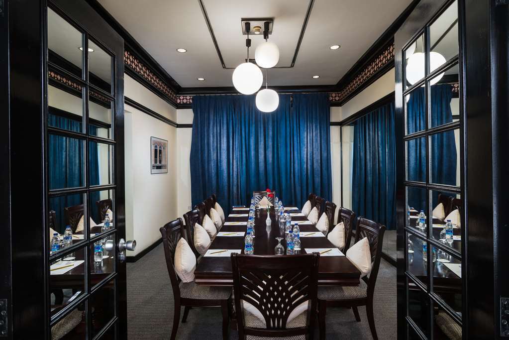 Tulip Inn Downtown Muscat Eksteriør billede